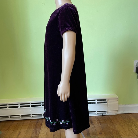 BLUEBERI BOULEVARD PURPLE VELVET EMBROIDERED FLOWER DRESS SIZE 6 HOLIDAY - Picture 3 of 8
